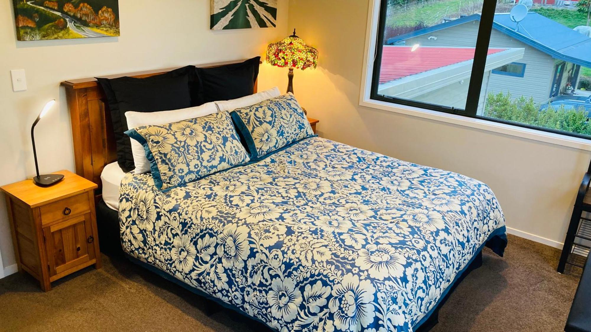 Maymorn Orchard Suites Upper Hutt Szoba fotó